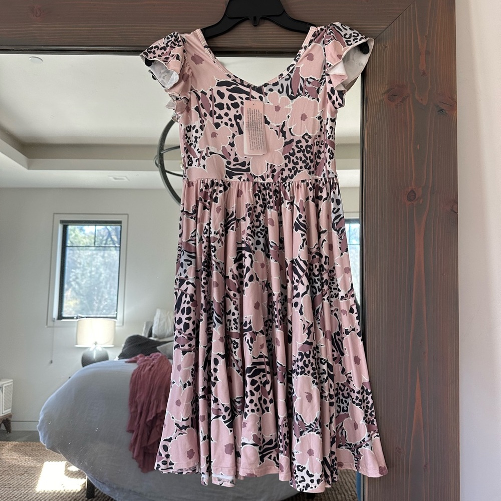 Dot Dot Smile Dress 8/10 nwt